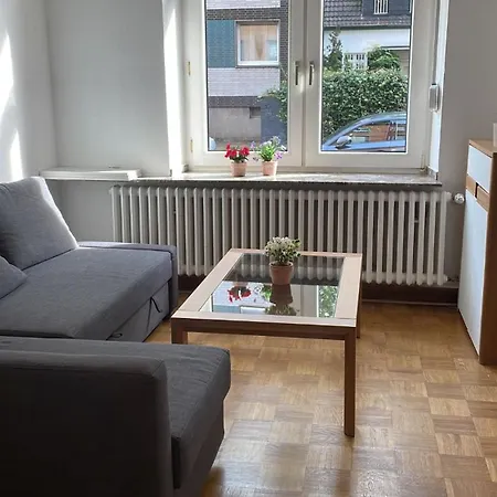 2schlafzimmer, Wohnkueche&balkon *