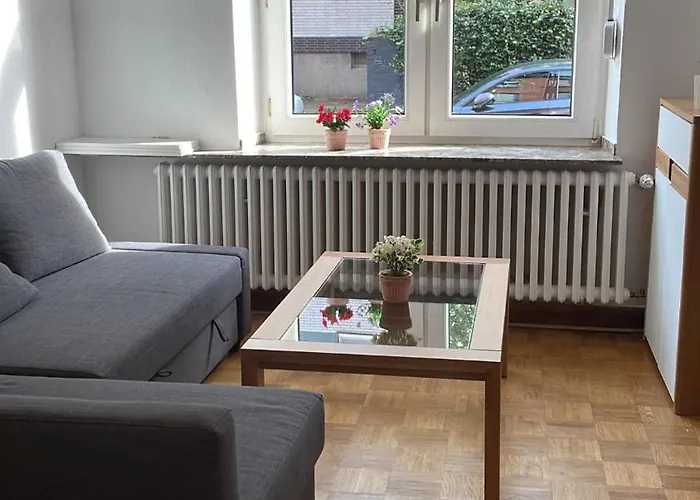 2schlafzimmer, Wohnkueche&balkon *