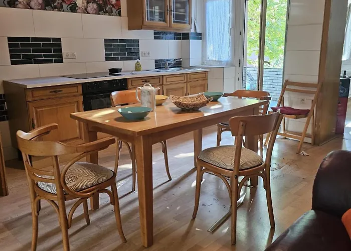 2schlafzimmer, Wohnkueche&balkon *